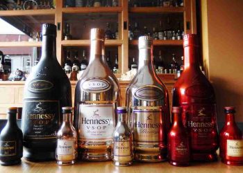 Cách dùng Hennessy chuẩn nhất cho giới sành rượu