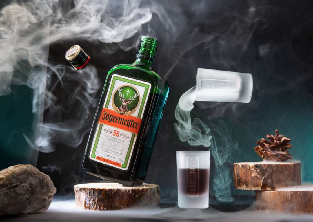 Cách trưng bày của rượu Jagermeister luôn rất thu hút 