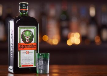 rượu Jägermeister là một sản phẩm được tạo ra từ công thức gia truyền