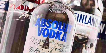 Vodka Absolut: được sản xuất tại Thụy Điển